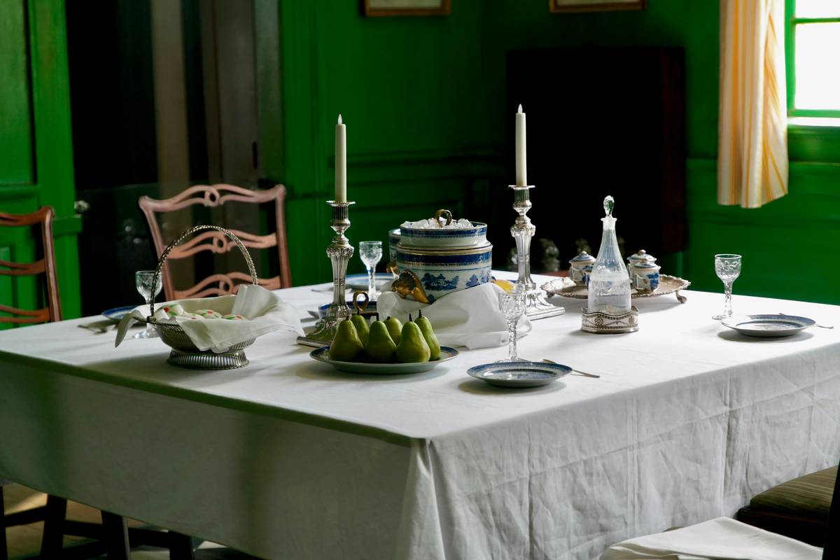 dining essential tableware where should a